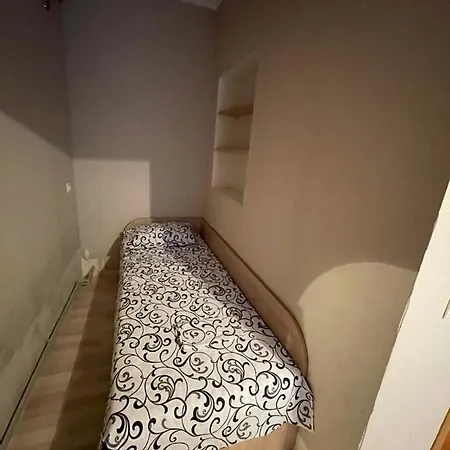 Сдам Кварти По Суточно Apartment *